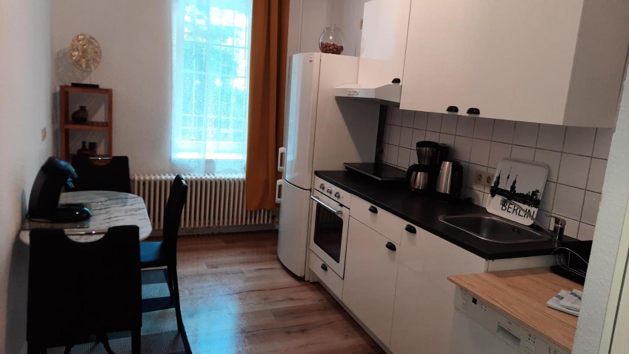 Family Apartment For 6 Guests, Mitte Moabit Berlin Eksteriør billede